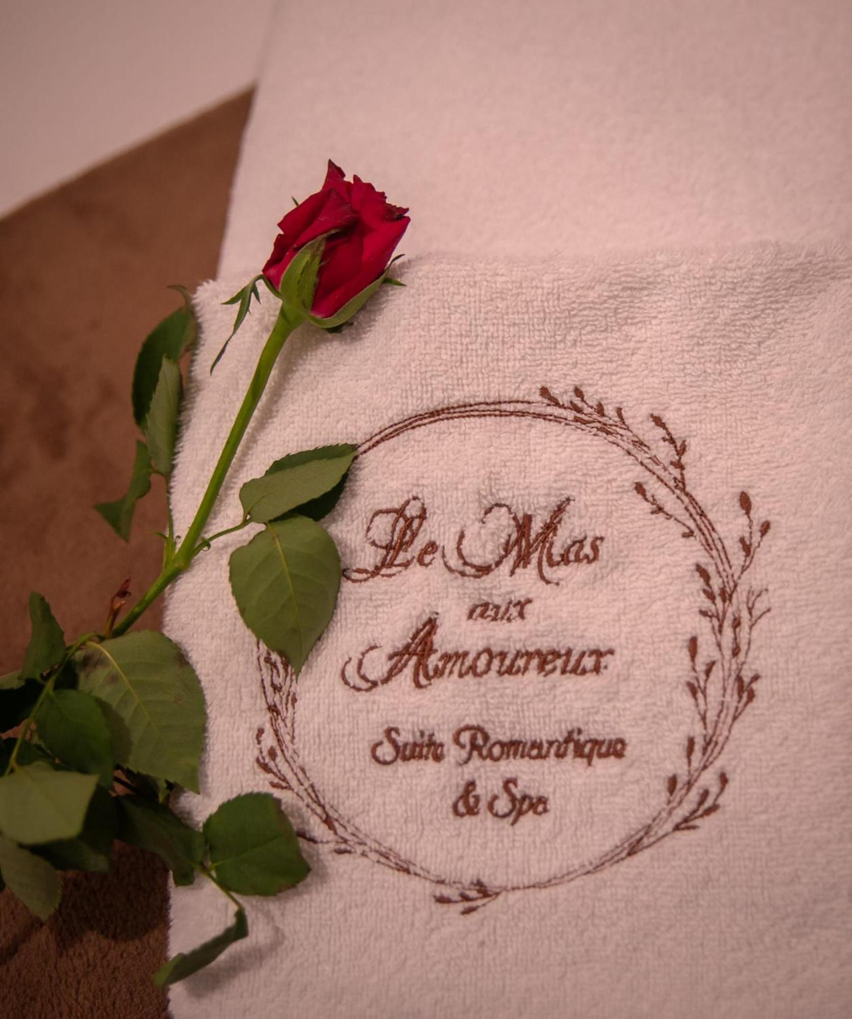 Le Mas Aux Amoureux , Suite Romantique Et Spa Le Barcarès Екстериор снимка